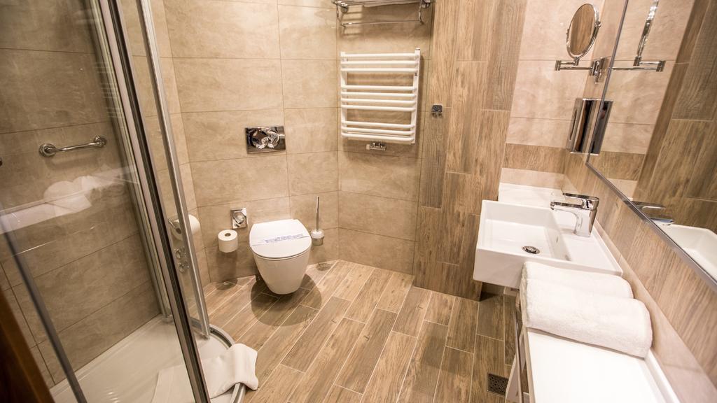 Mineral Hotel Malinowy Raj Солец-Здрой Екстериор снимка